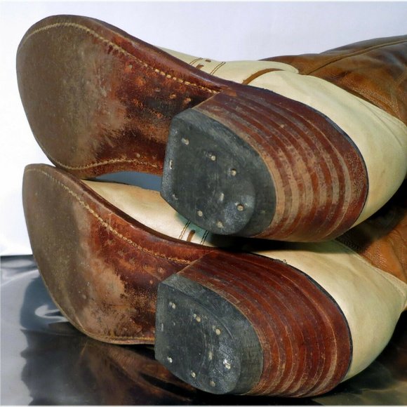 Two-Tone Western Cowboy Boots - Picture 10 of 10